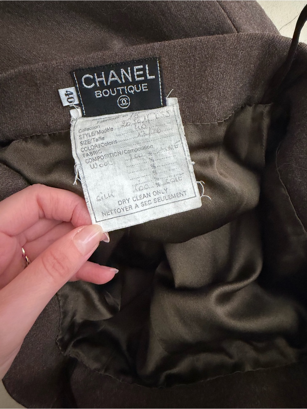 Vintage CHANEL Brown Pencil Skirt with Gold-Logo Buttons - Picture 5 of 6